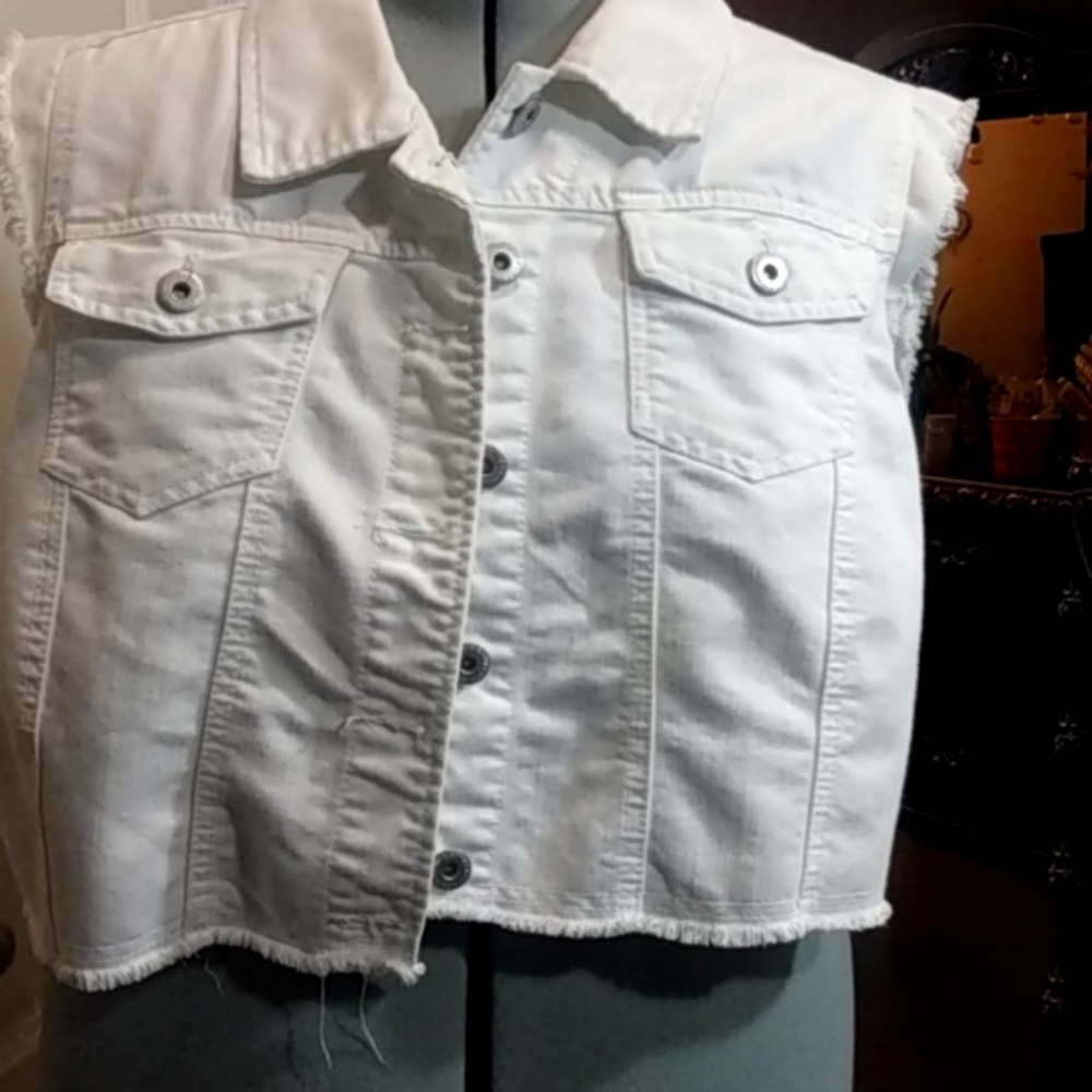 White jean vest